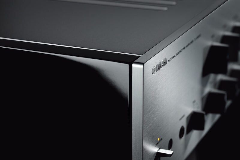 Yamaha Premium 2 Channel Pre-Amplifier (C5000) - Extreme Electronics